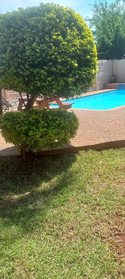 Lime Court Two Apartamento Pretoria-Noord Exterior foto